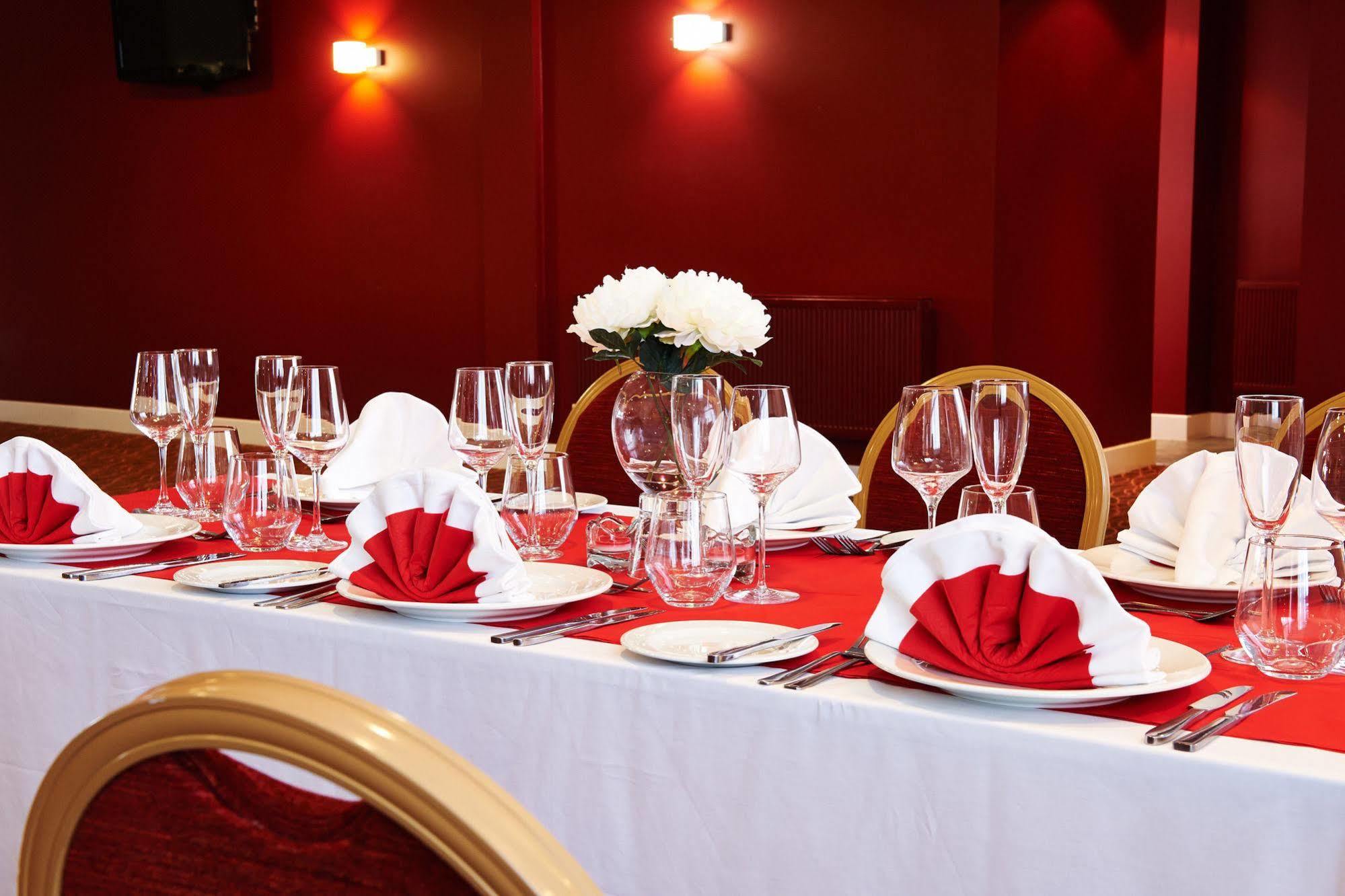 Holiday Inn Express Leicester City By Ihg Exterior photo